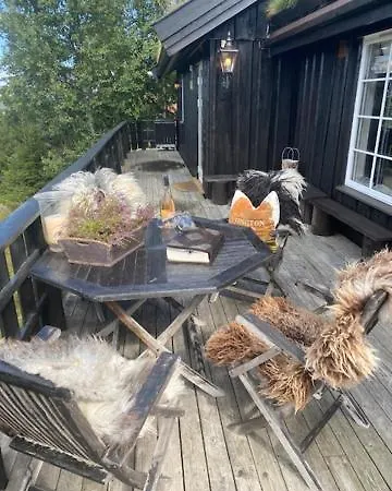 Bekkeli; Mountain Cabin, Amazing View - In - Out, Golf, Hike, Bike,, Fishing, Dom wakacyjny Nesbyen